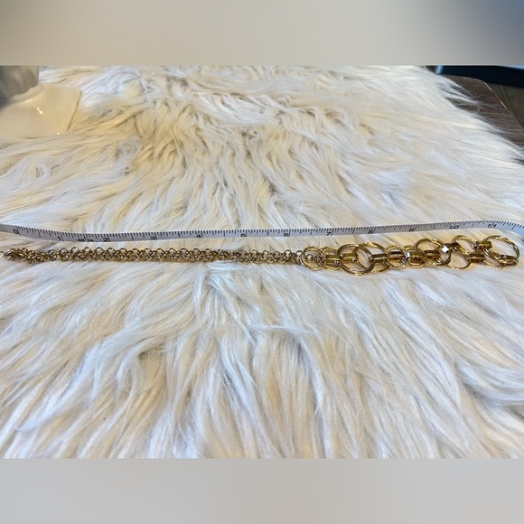 Vintage GV9 Gold
Just the necklace - Picture 6 of 8